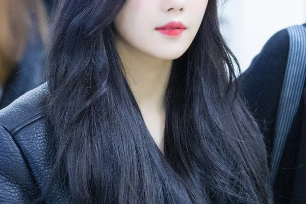 Kwon Eun-bi at a Glance