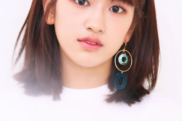 An Yu-jin press photo