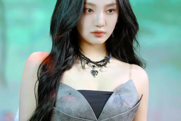 Ningning press photo